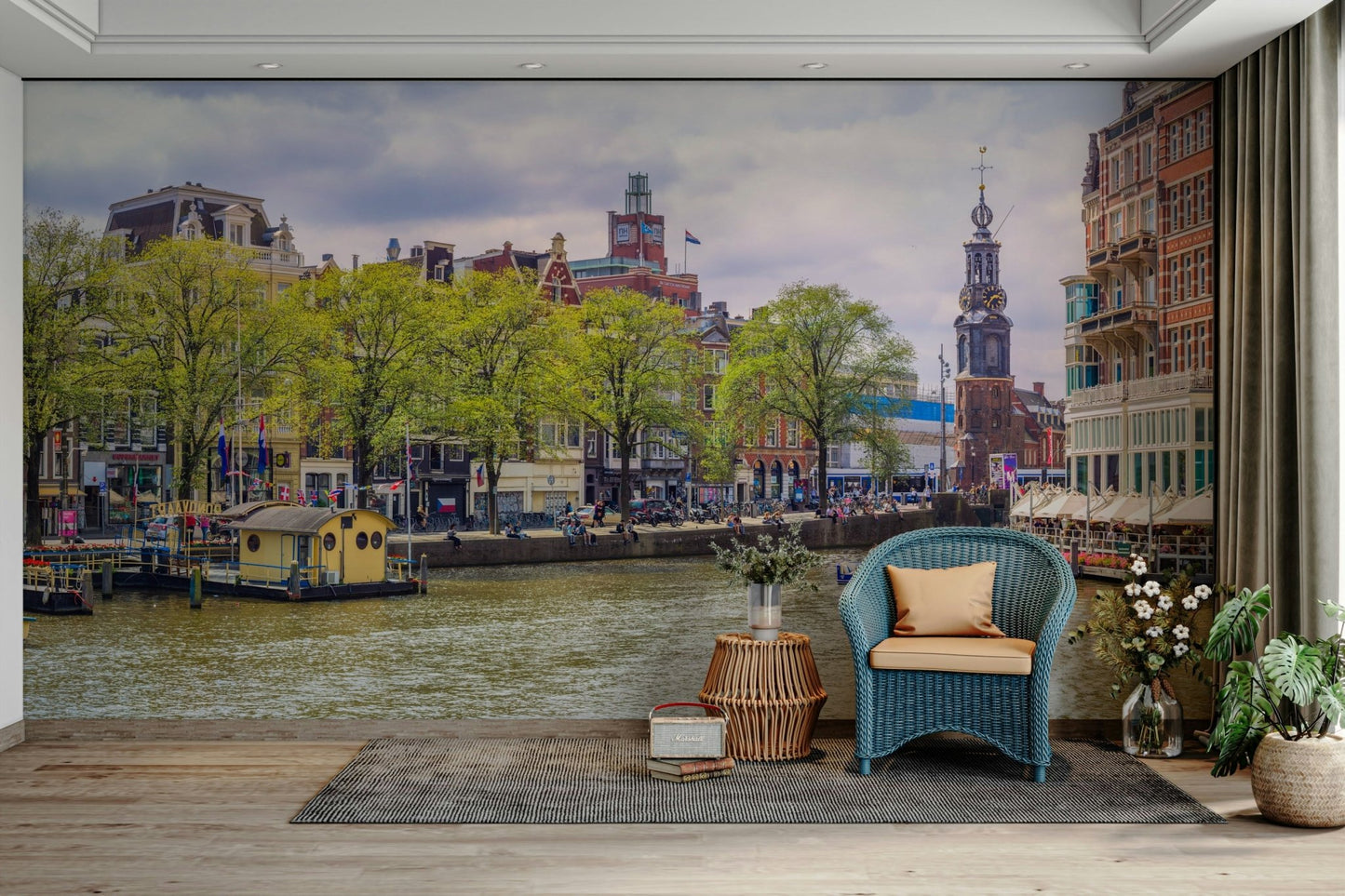 Ideal for a living room, bedroom, or study.

