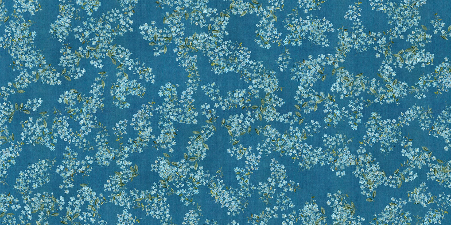 Blue Floral Skrell og lim Wallpaper in your room — zoomed