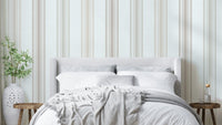 Soft striped pattern for walls

