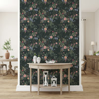 Romantic floral pattern with delicate blooms and gentle diffusion.