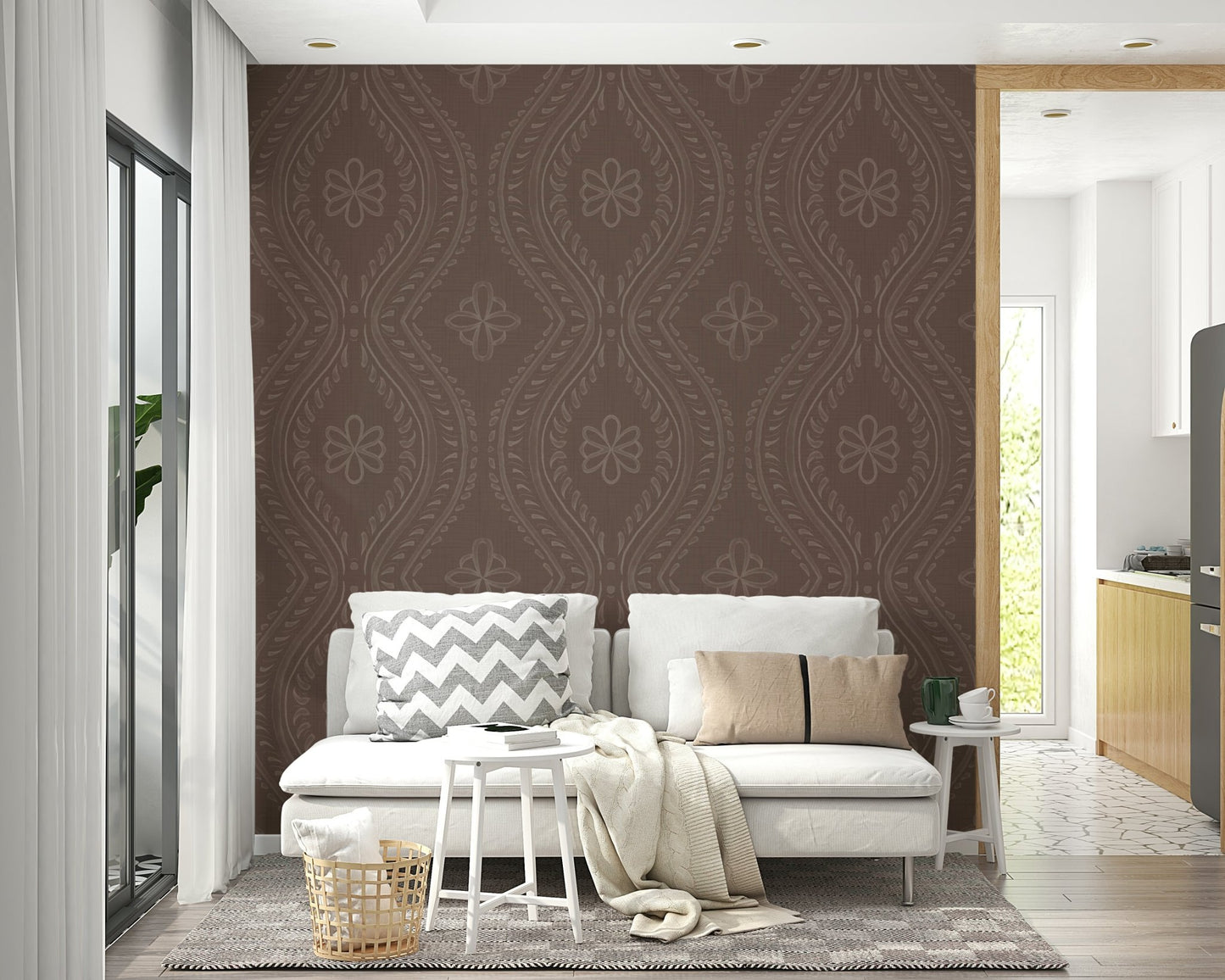 Vintage-inspired damask wallpaper in quartz finish

