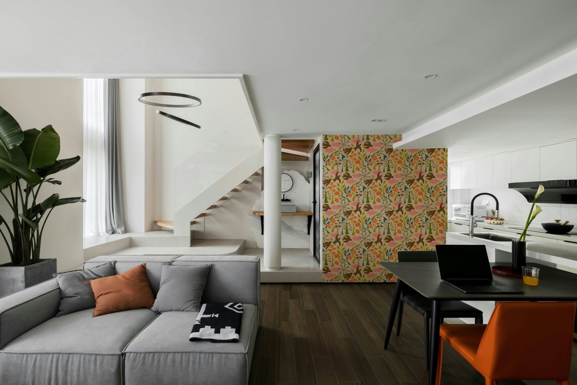 Nature-inspired wallpaper with birds and blossoms

