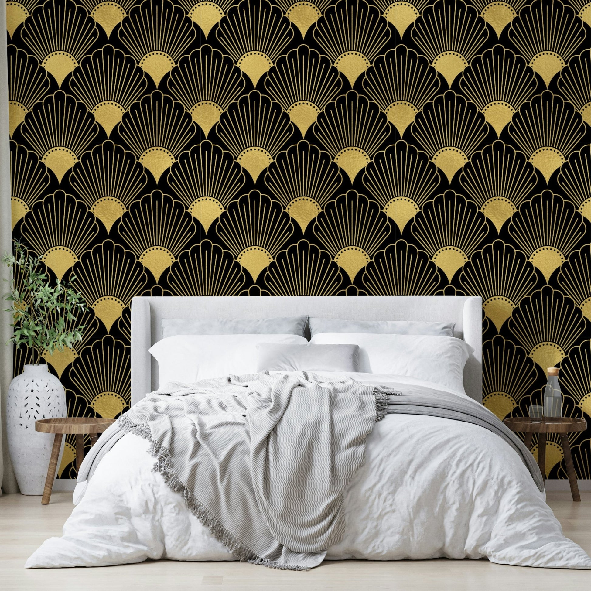luxurious gold wallpaper mural