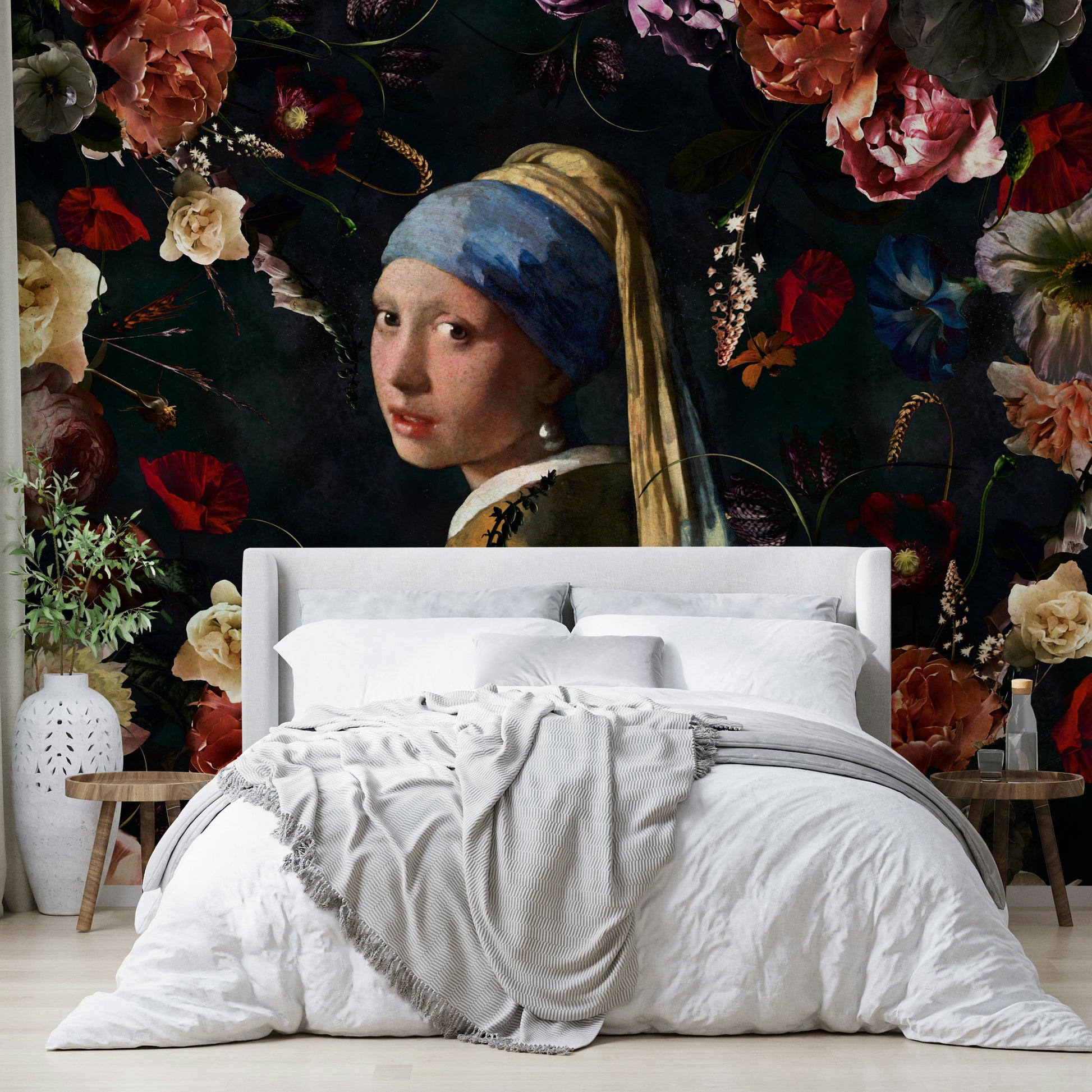 Classic art and floral wallpaper for walls

