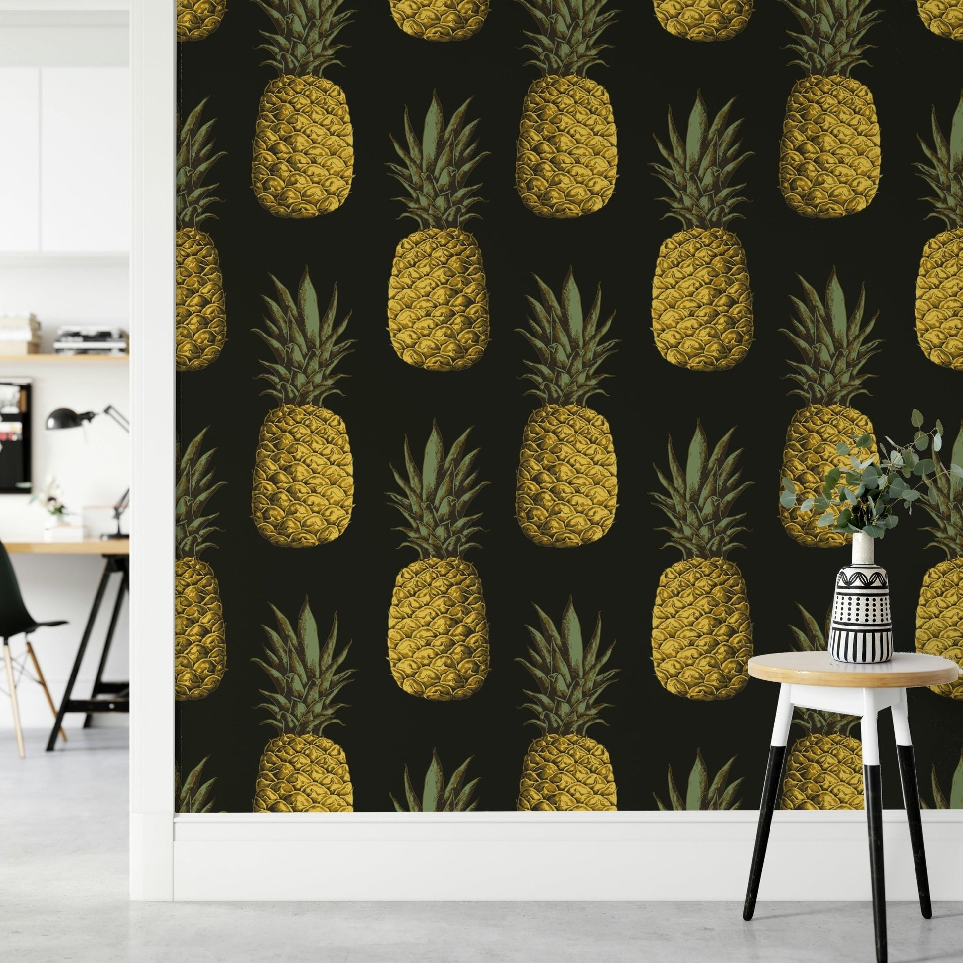 Luxe golden pineapple wallpaper for a tropical vibe

