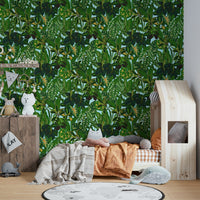 Wallpaper for walls with a bold, exotic feel

