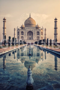 Vibrant sky colors illuminate Indian Palace Serenity wallpaper.