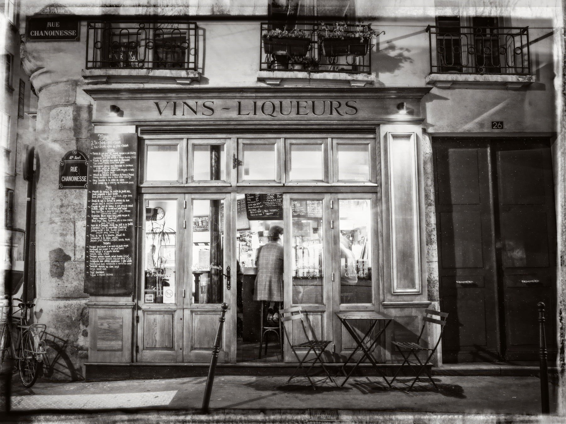 Bar in Pariser Wandmalerei in your room — zoomed