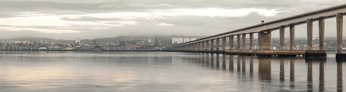 Tay Road Bridge Wall Wandbild in your room — zoomed