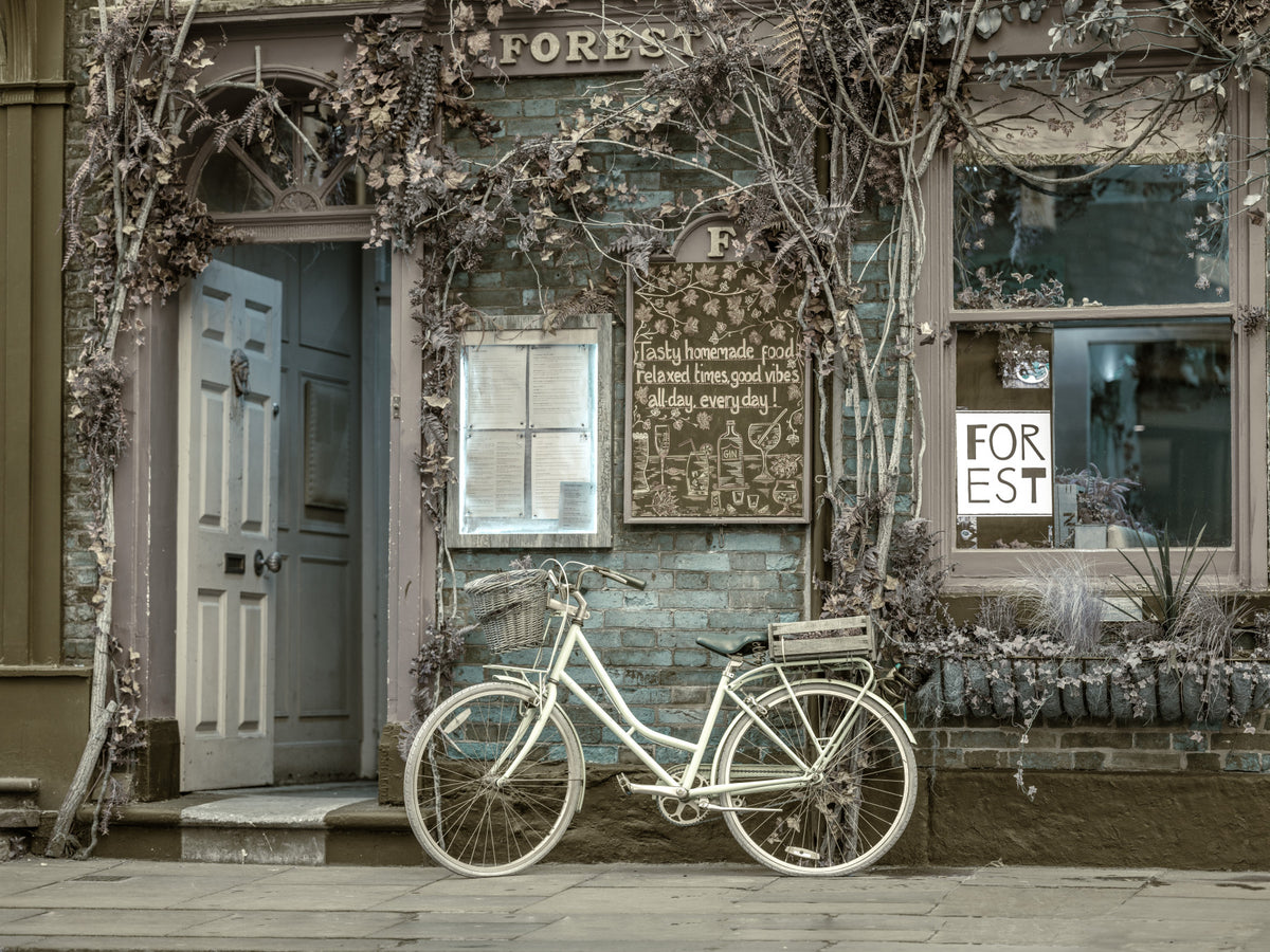 Classic Bicycle Cafe charme mural mural in your room — zoomed