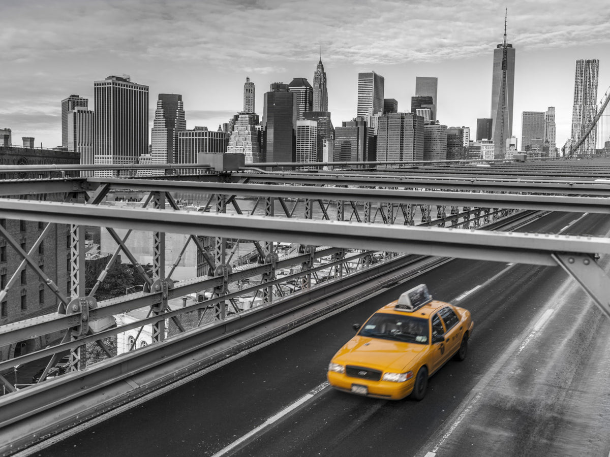 Golden Ride New York i monokrom vægmaleri in your room