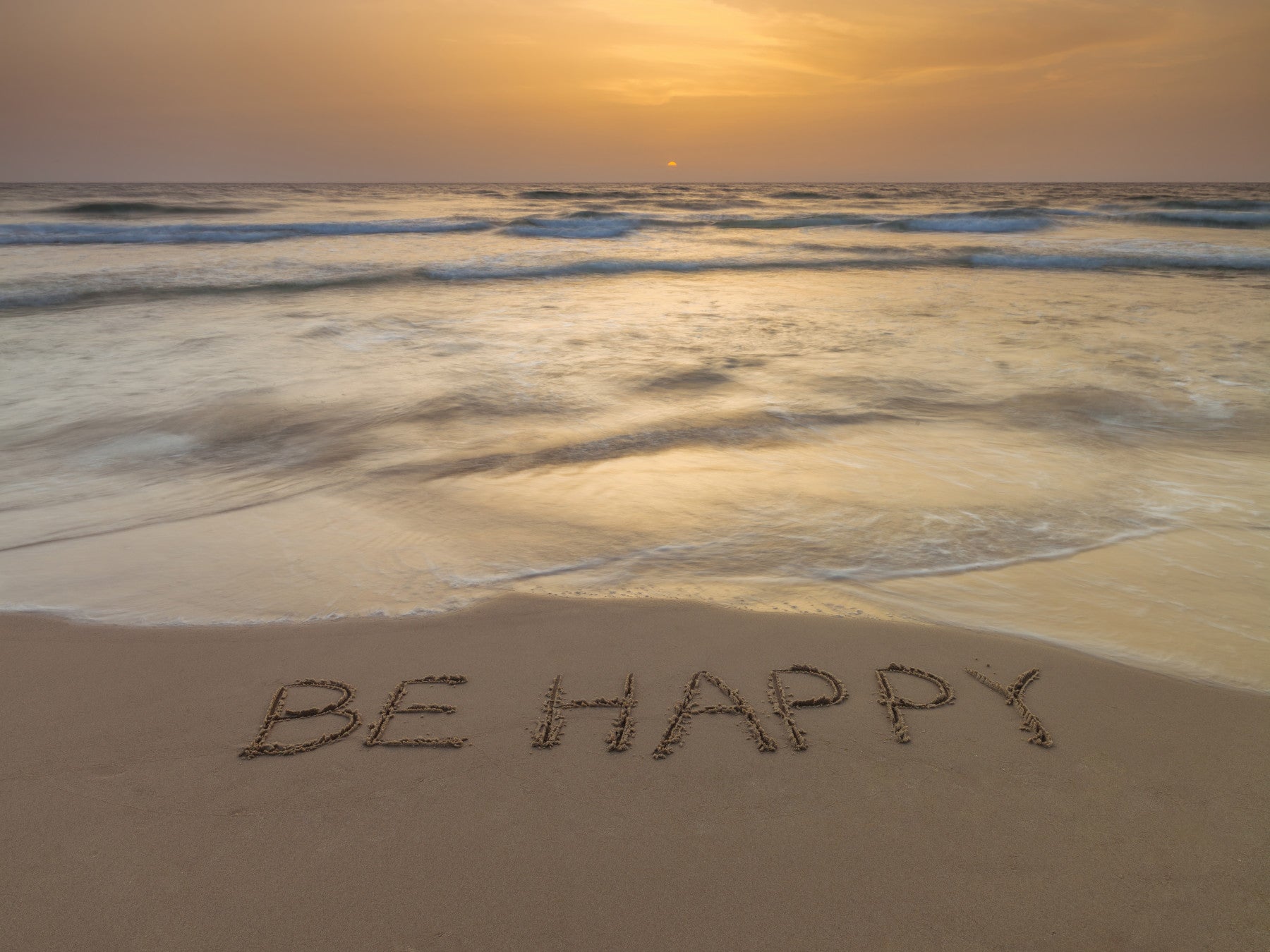 Sii Happy Beach Wall Mural