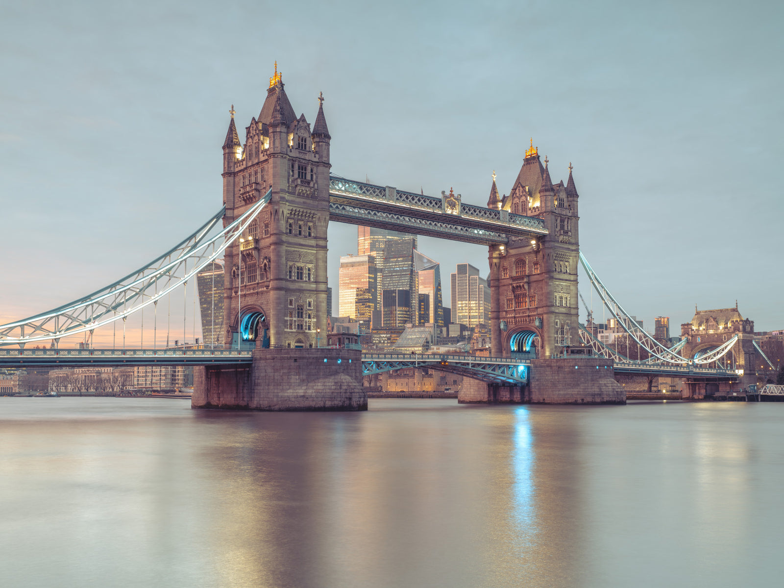 Elegant Tower Bridge Scene Wall Mural