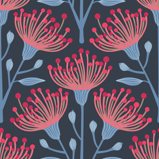 Eukalyptus florale botanische rot rosa hellblau auf dunkelblauer Tapete⁠