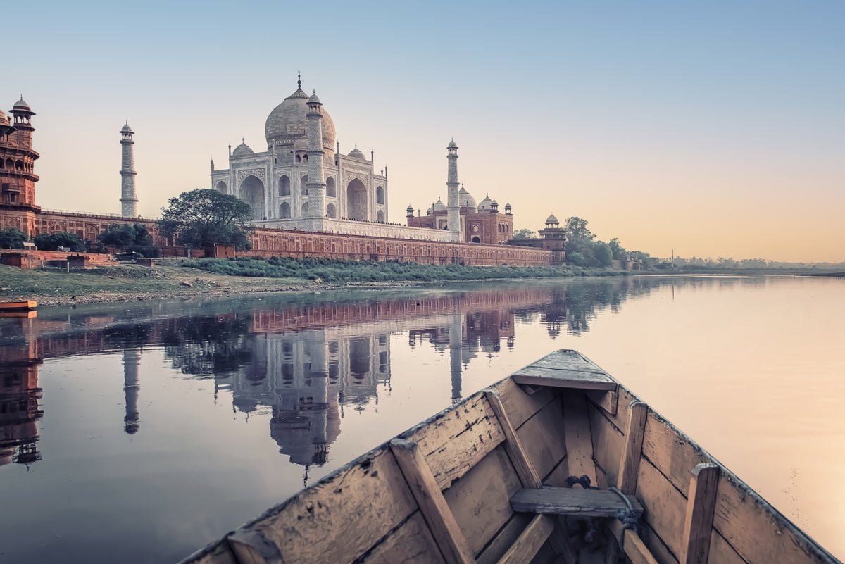 Taj Mahal Serenity Wall Mural in your room