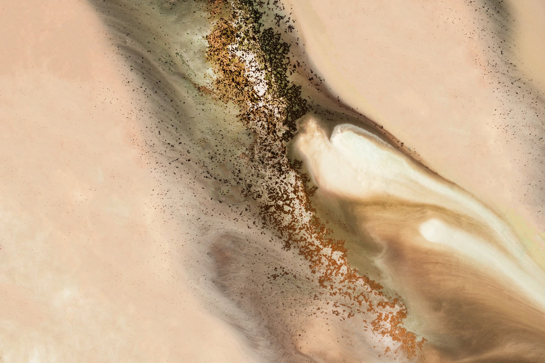 Gilded Sands Wall Mural - 2732355 in your room — zoomed