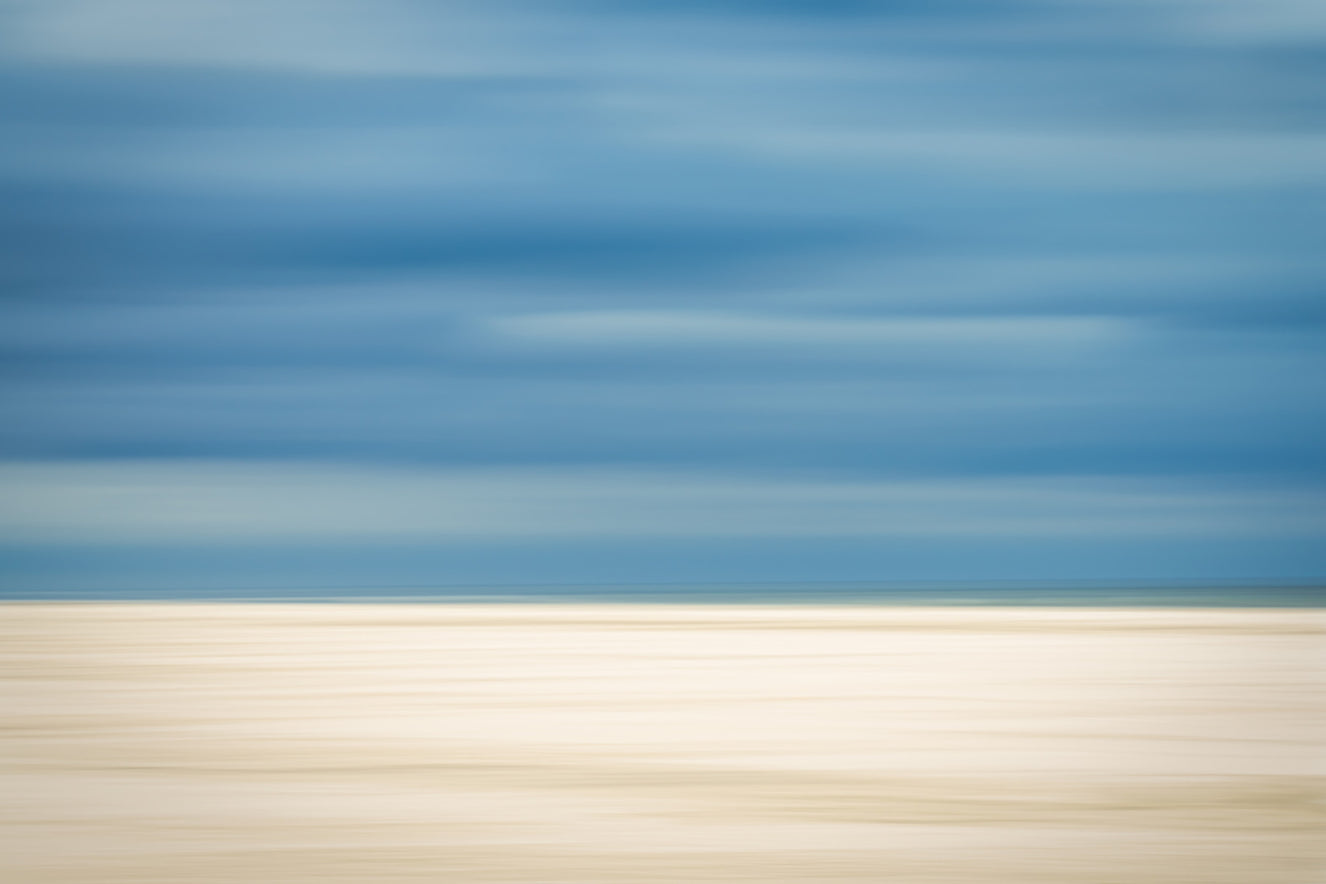 Blurred Beach Serenity Wall Mural -2158001