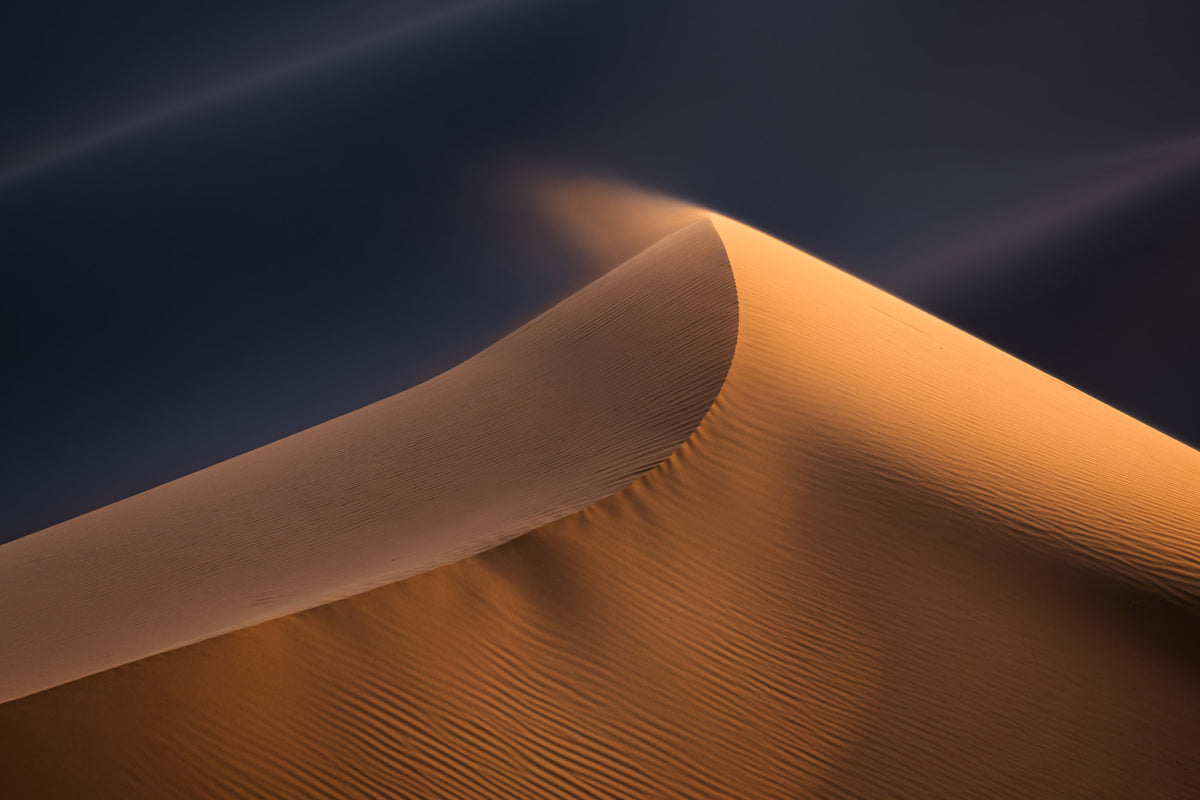 Serene Desert Rise Wall Mural -2330298