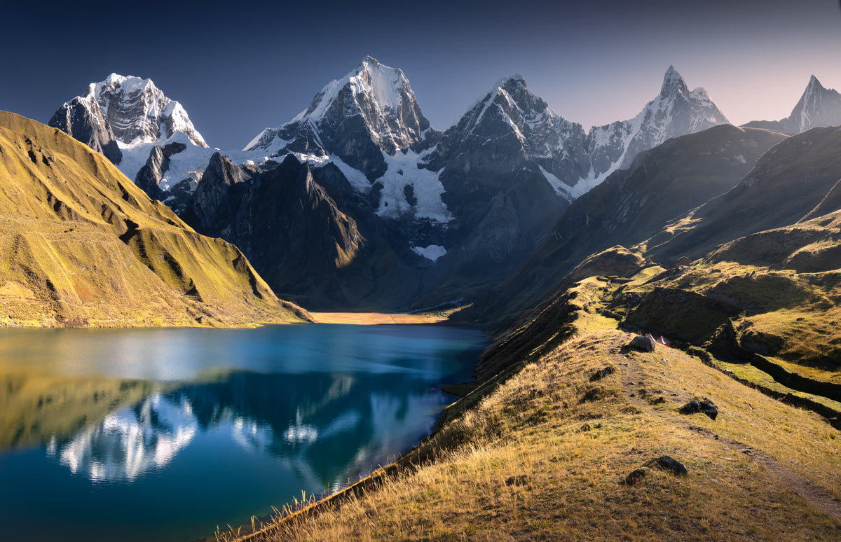 Fresque murale Pics Andins & Lac Serein -2316692 in your room — zoomed