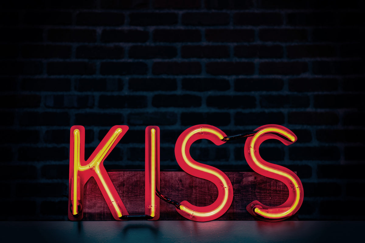 Neon Kiss Wall Mural -2226249