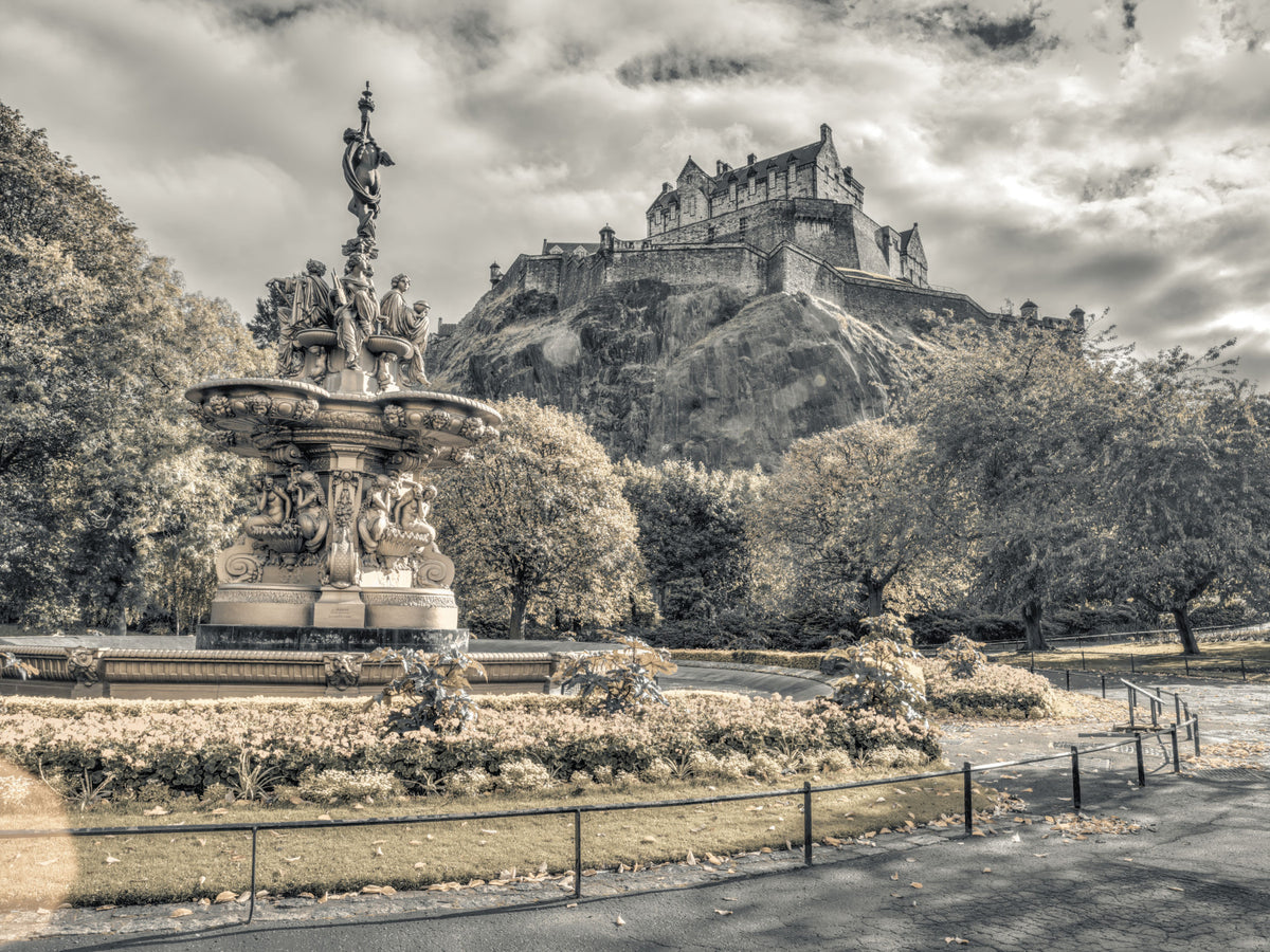 Edinburgh Castle Vista Wall Mural in your room