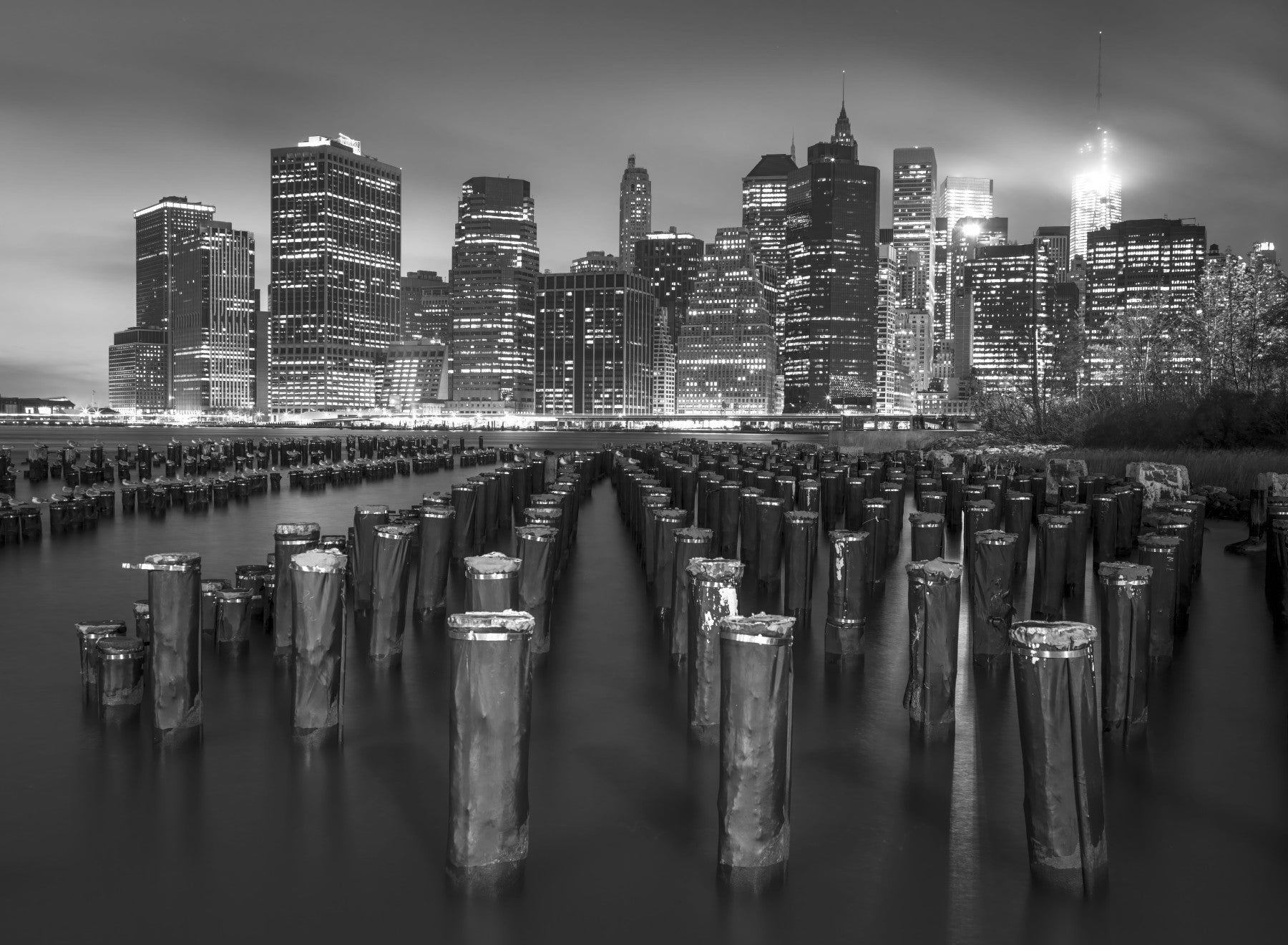 NYC Noir : Murale murale silhouette du front de mer in your room — zoomed