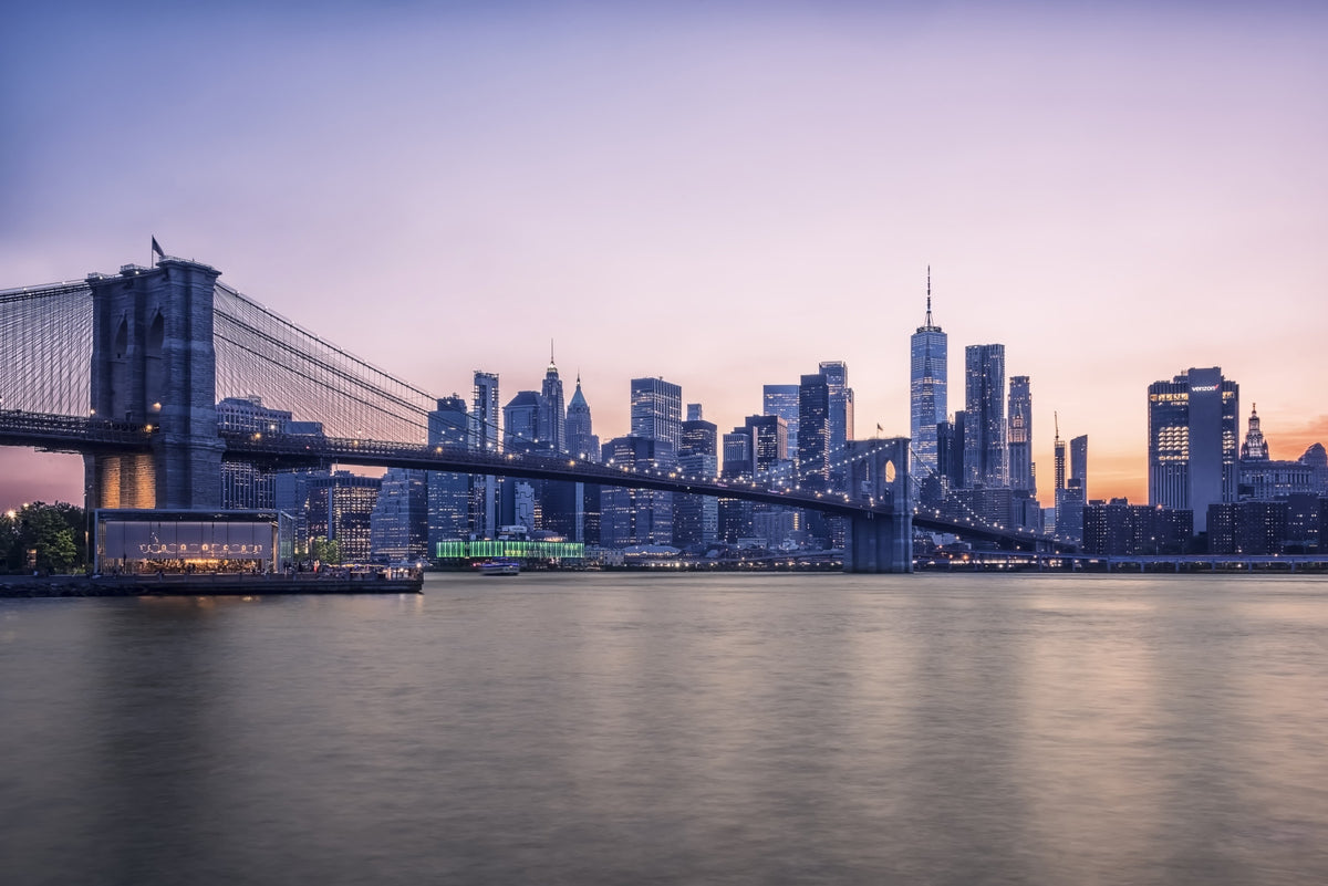 Fresque murale du pont de New York au crépuscule in your room — zoomed