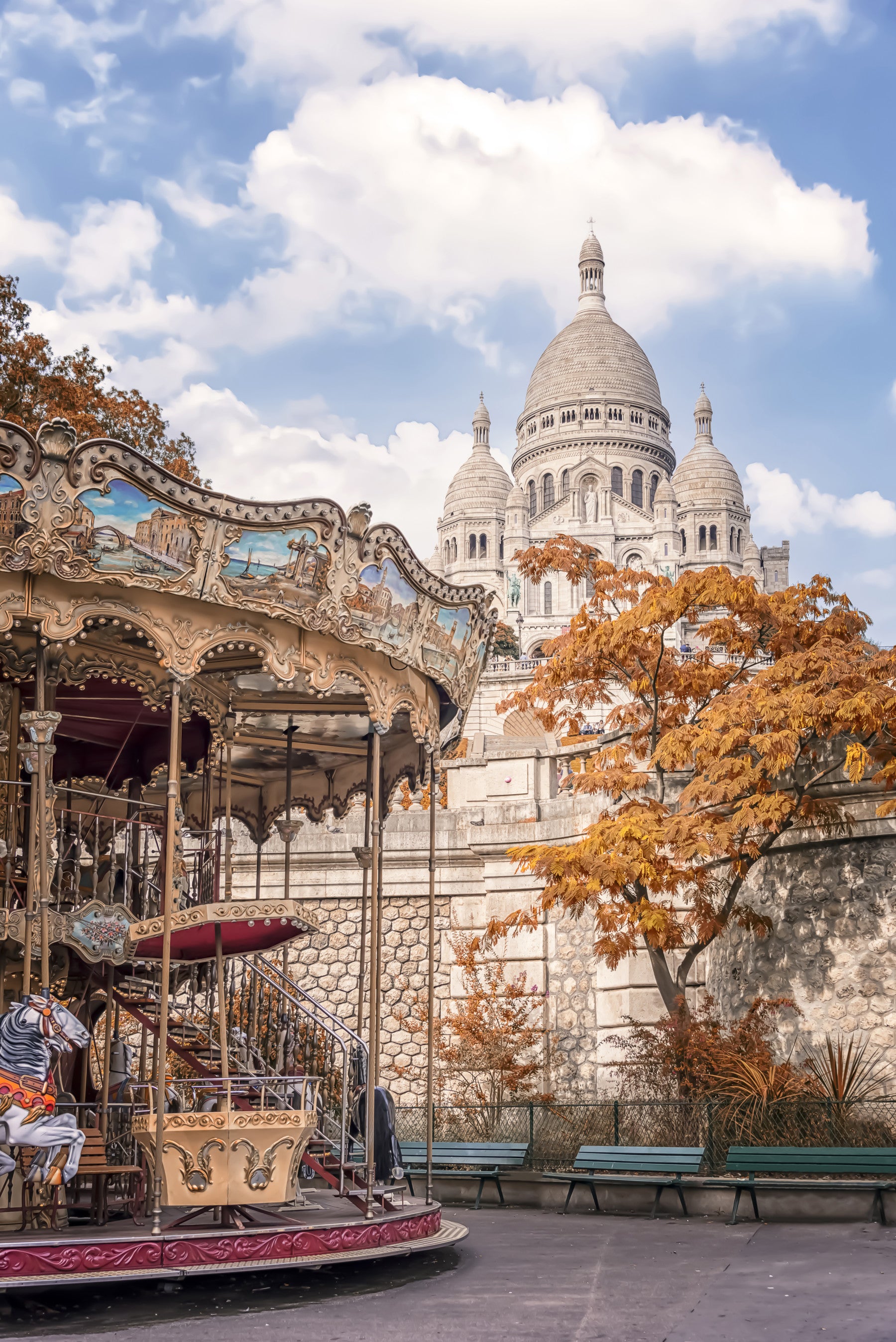 Wandbild des Karussells Sacre-Coeur in your room — zoomed