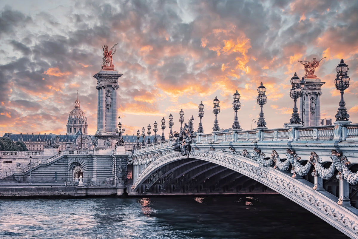 Murale da parete con tramonto sul ponte parigino in your room — zoomed