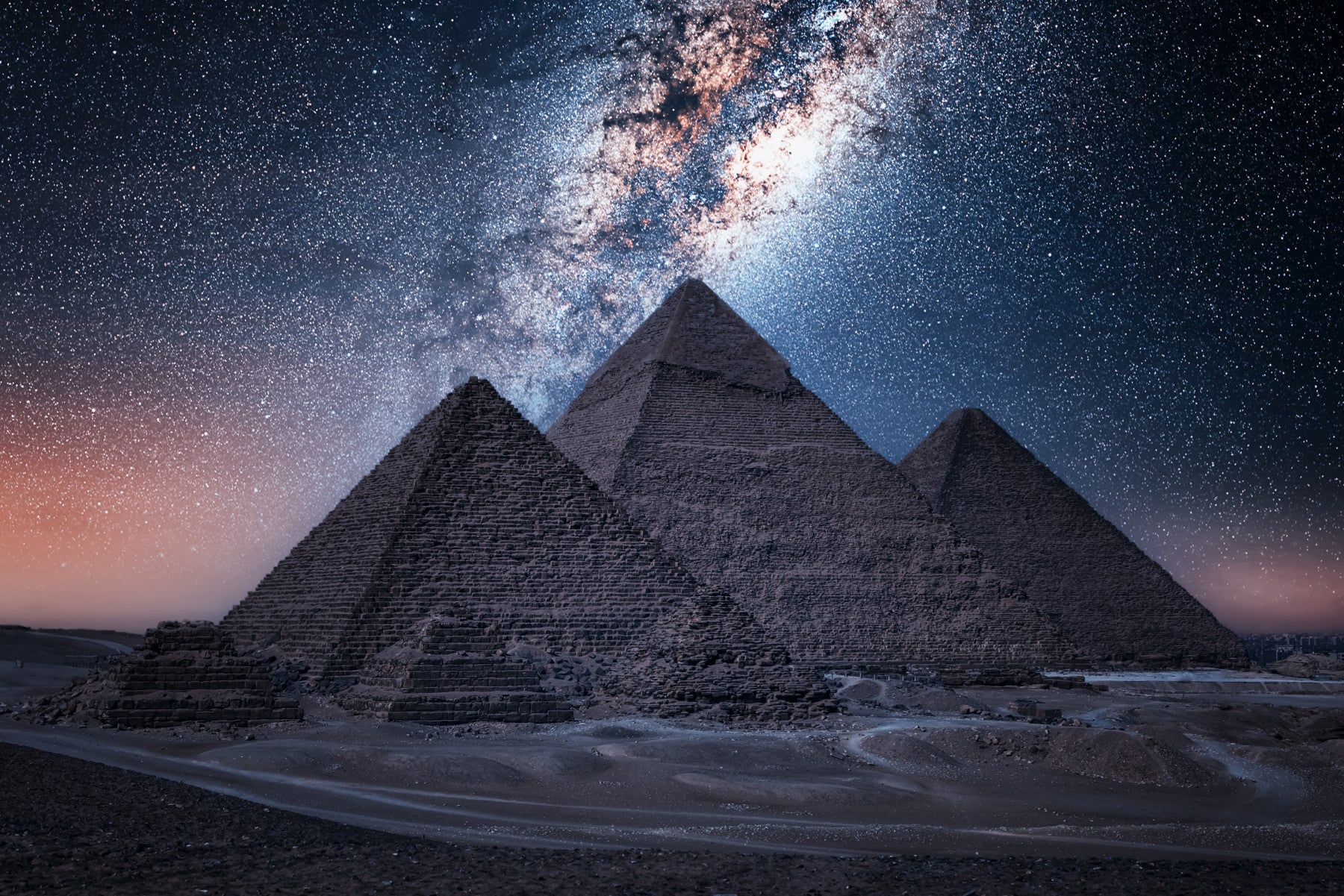 Pyramiden bei Nacht – Wandgemälde