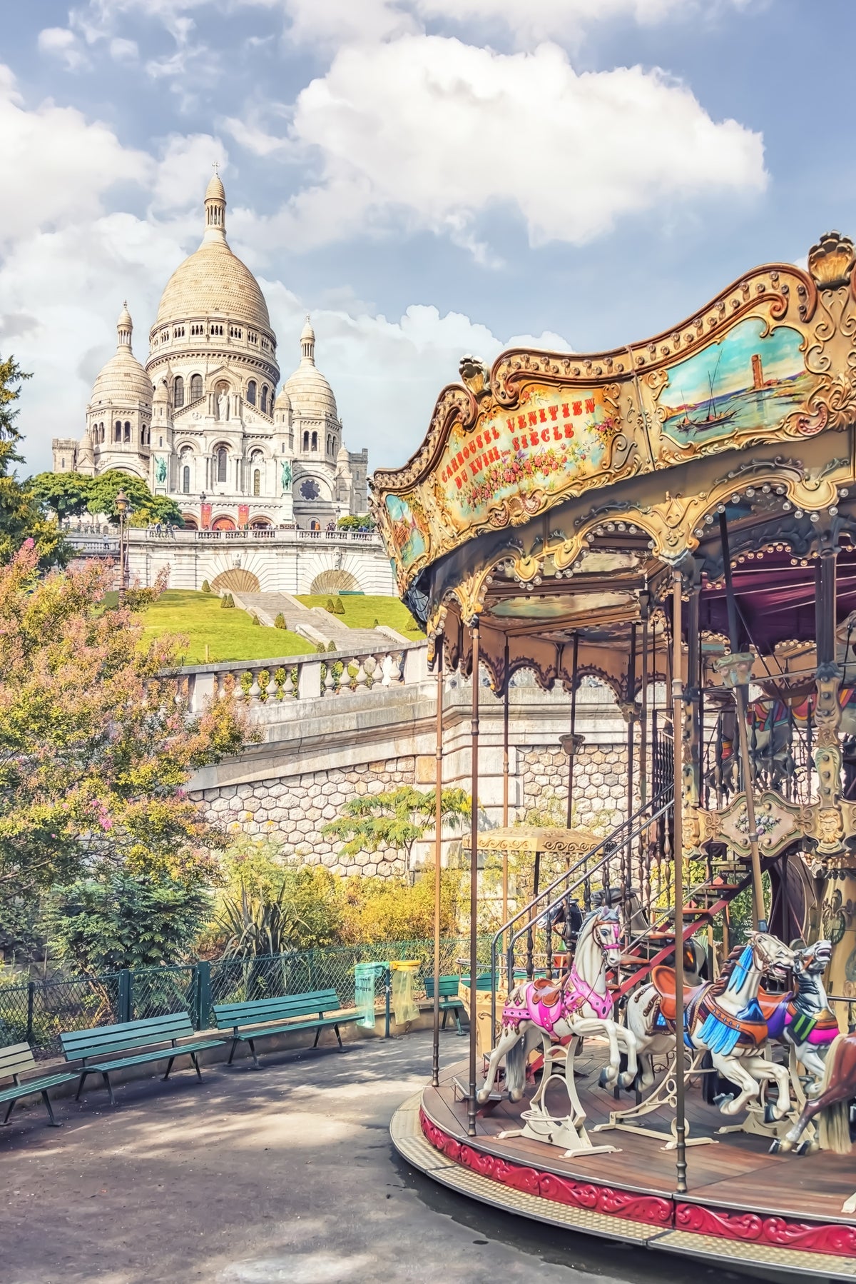 Murale Montmartre Melody in your room — zoomed