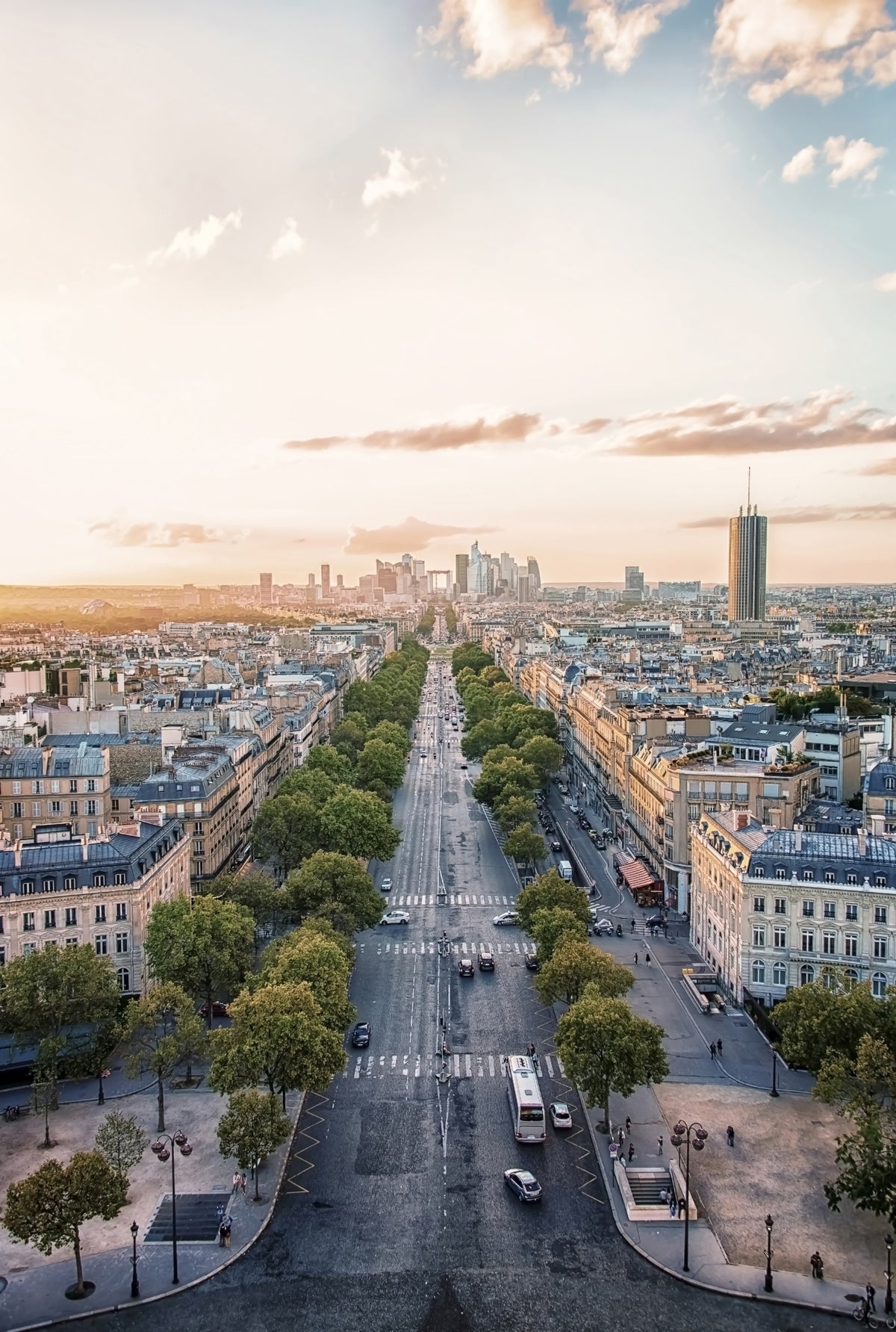 Fresque murale de l'ouest de Paris in your room — zoomed