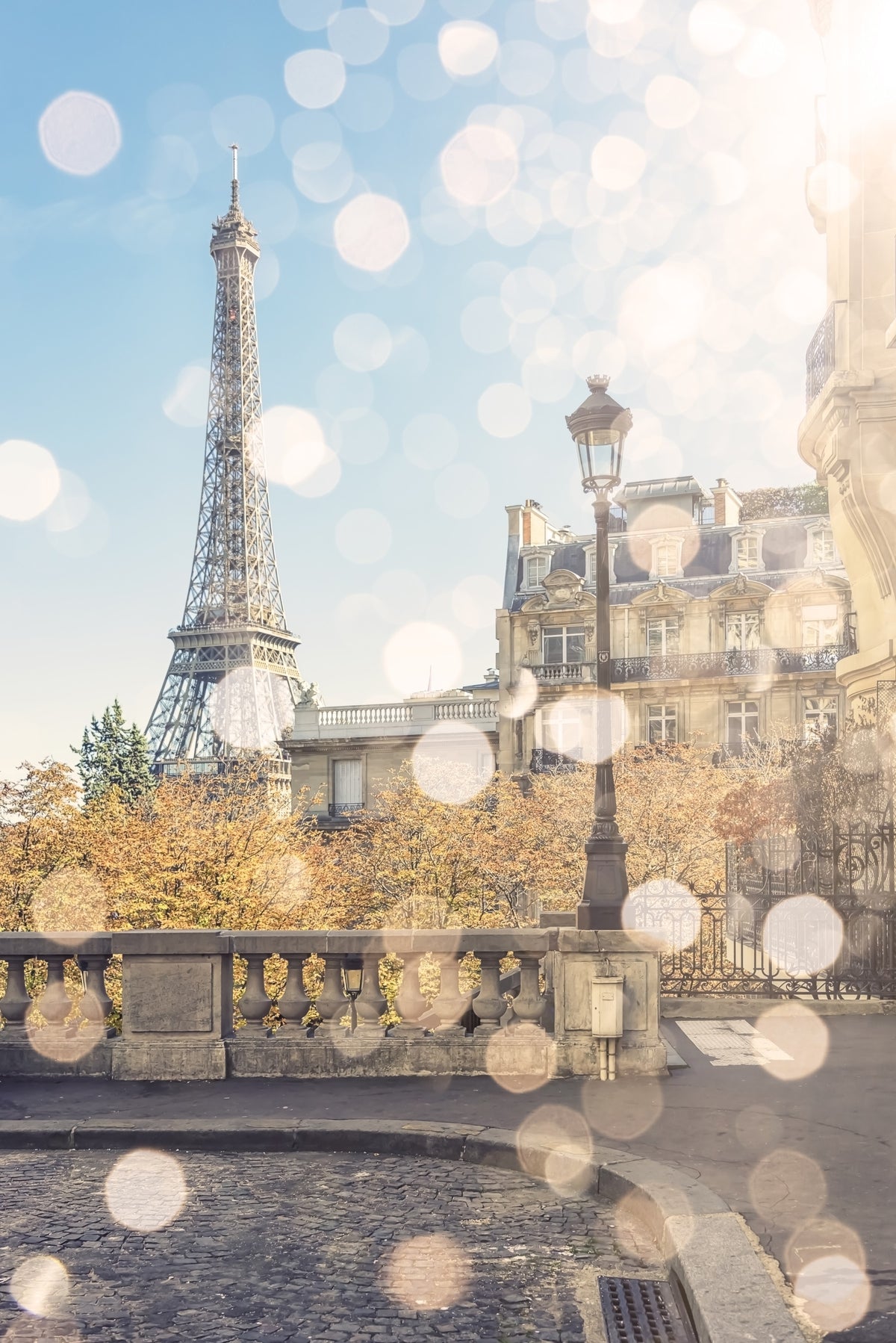 Fresque murale lumineuse parisienne in your room