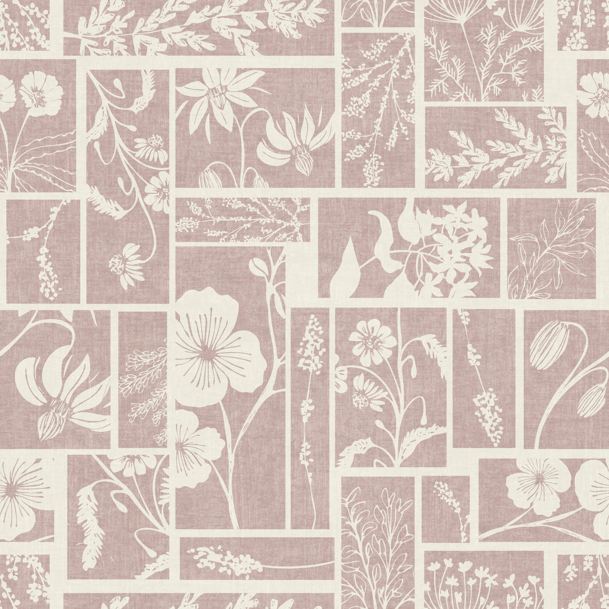 Erbstück-Batiktapete mit floralem Patchwork-Muster in your room