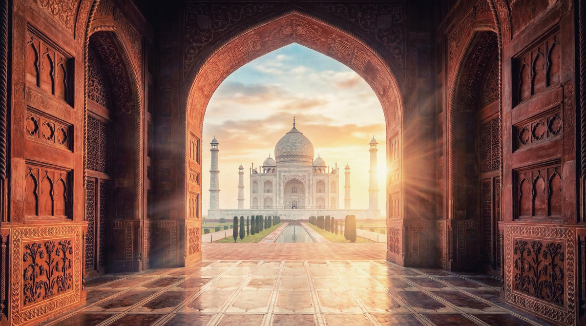 Tor zur Pracht: Wandgemälde des Taj Mahal in der goldenen Stunde in your room