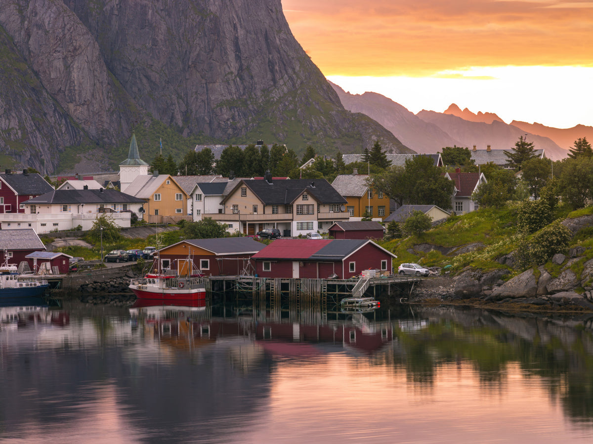 Lofoten Dorf Sonnenuntergang & Fjord Wandbild in your room — zoomed
