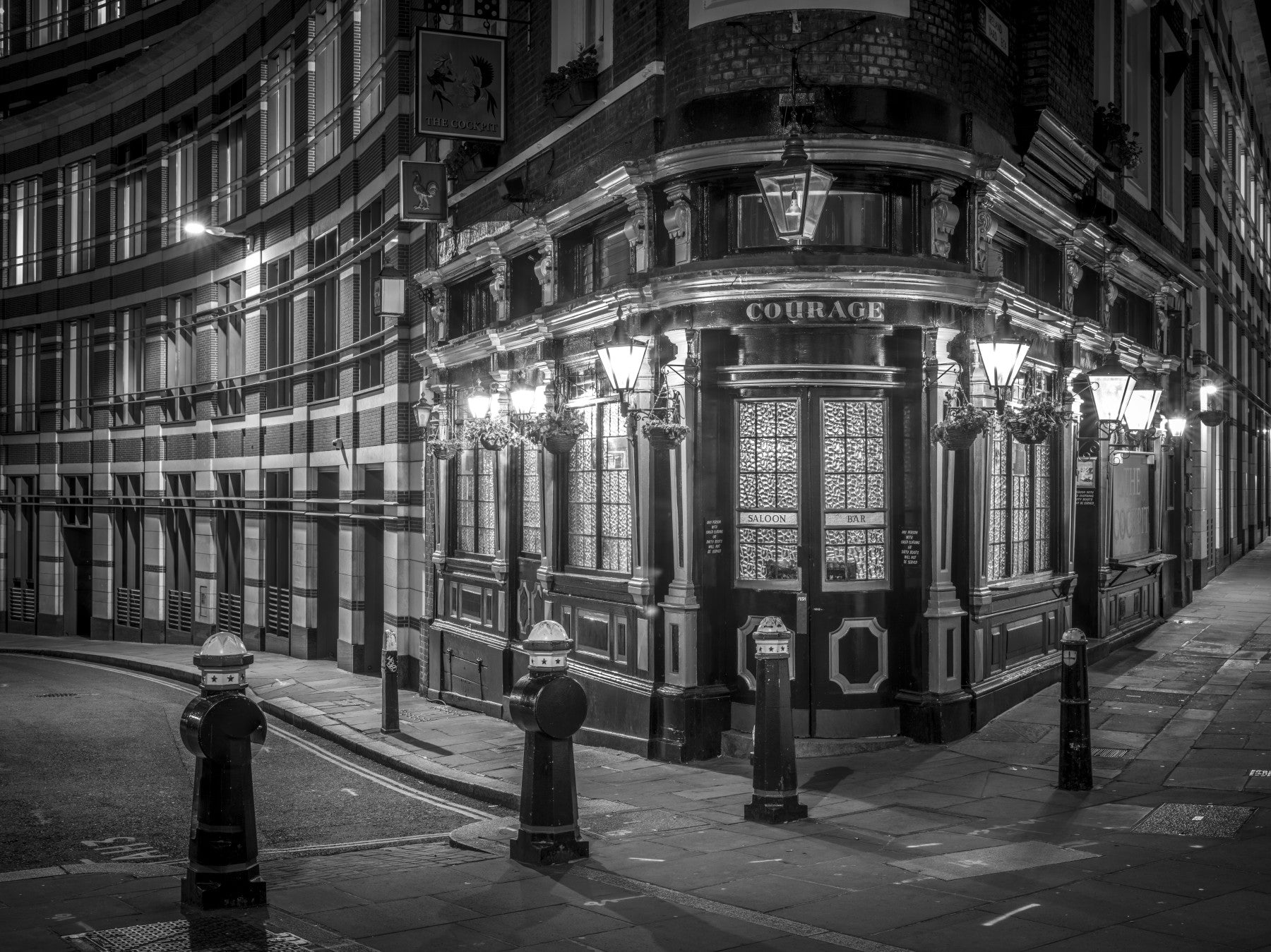 London's Corner Glow Fototapeta