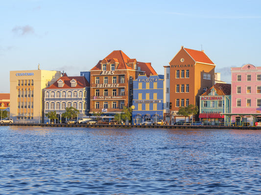 Malowidło ścienne Harbor Hues of Willemstad