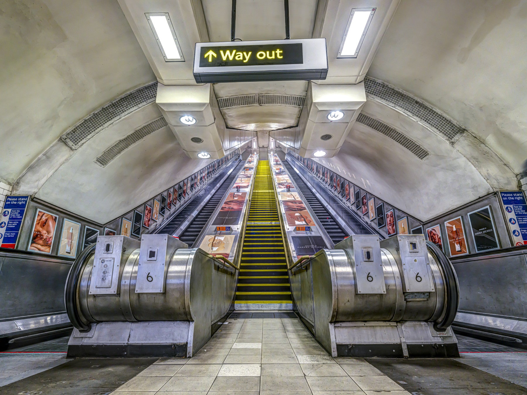 Wandbild Metropolitan Underground Transit