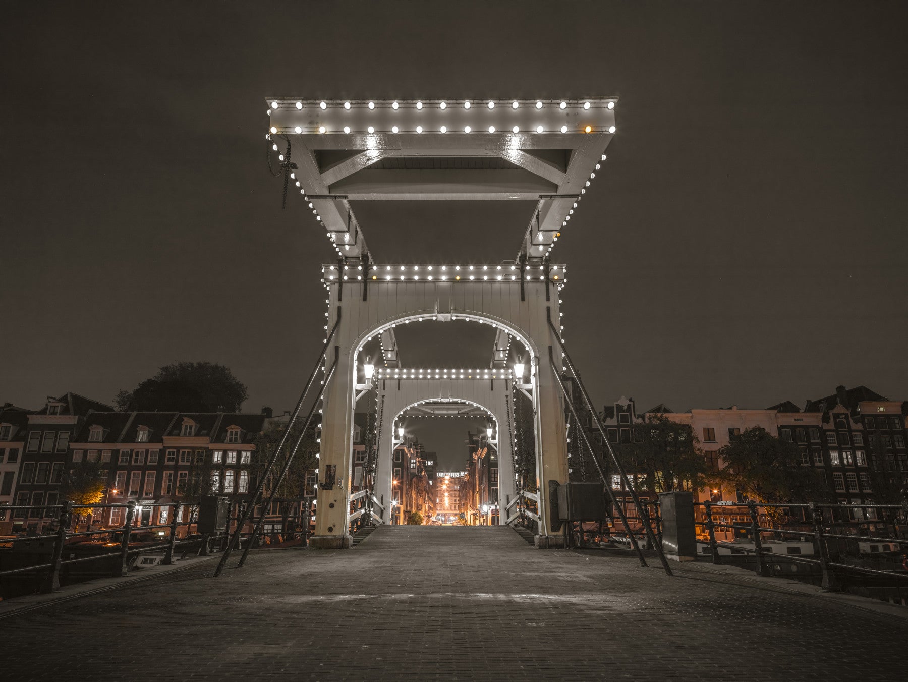 Murale da parete Illuminated Canal Crossing