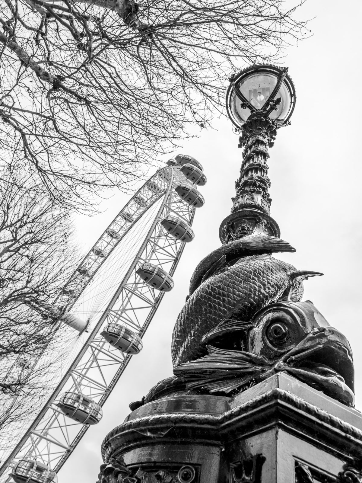 London Landmark Observation Wheel and Lamppost Wall Mural