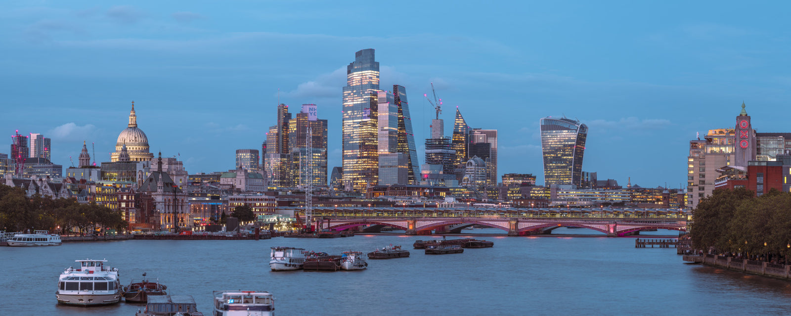 Thames River Urban Twilight Veggmaleri