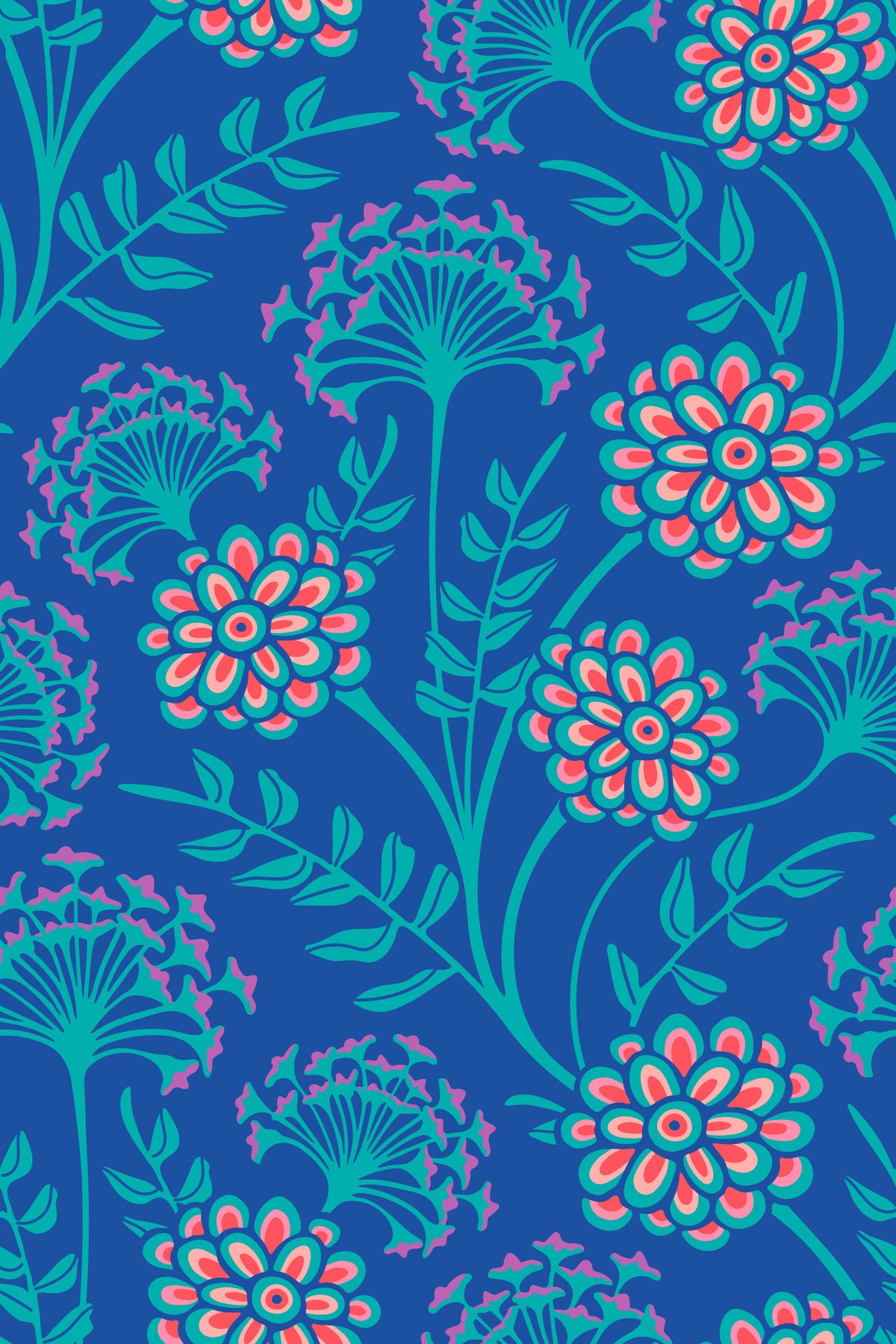 Danube retro vintage-blomstertapet med zinnia og hundepersille i turkis og kongeblå