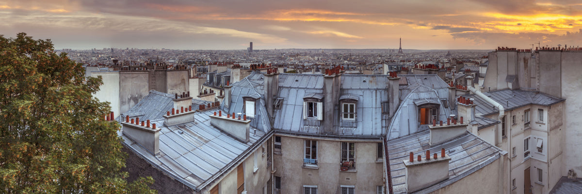 Wandgemälde „Twilight Over The Zinc Roofs of Paris“ in your room — zoomed