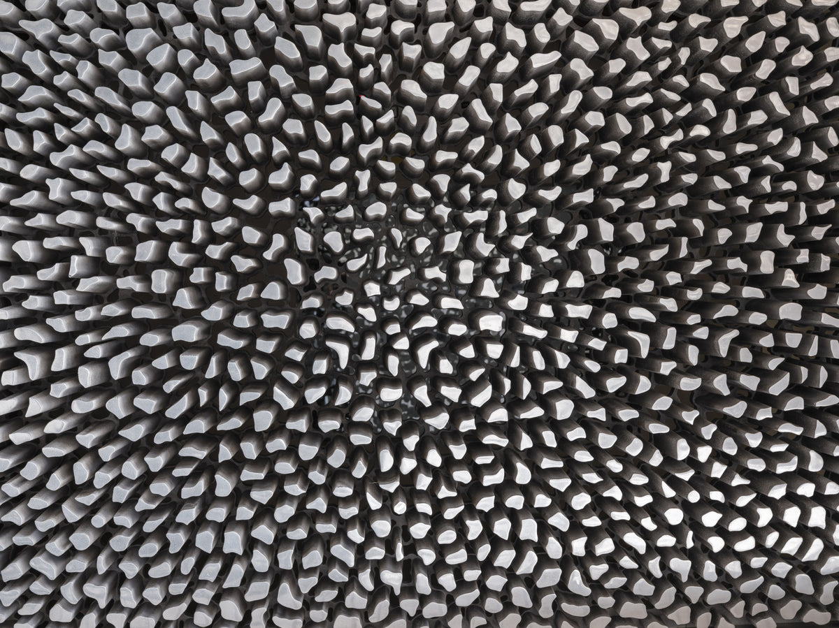 Papier peint panoramique à motif sculptural gris en relief in your room