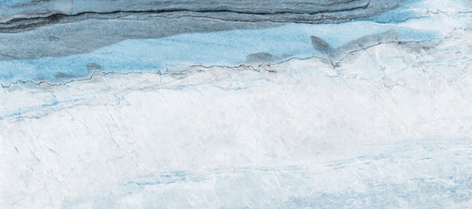 Papier peint panoramique en dalle de marbre veiné bleu céruléen