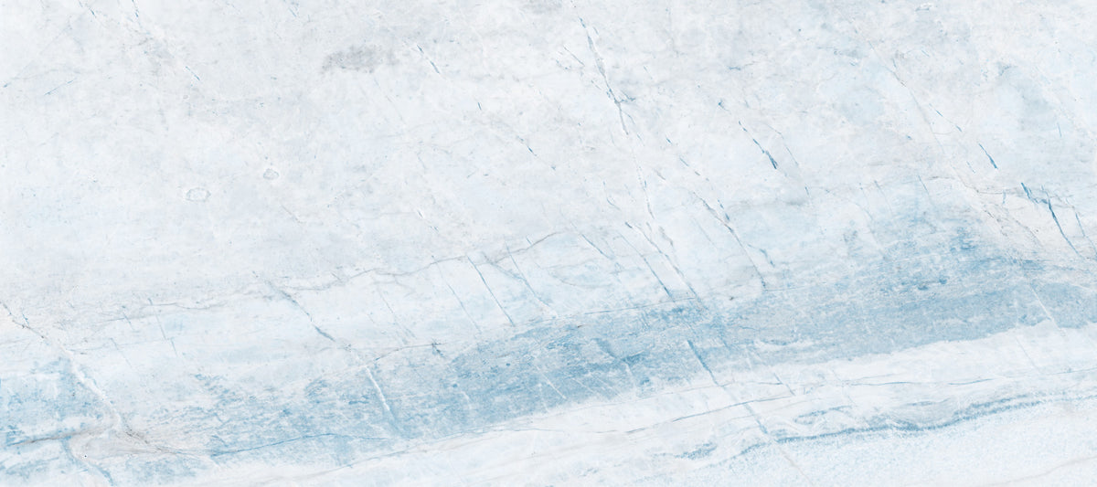 Mural de parede com veios de mármore azul sereno