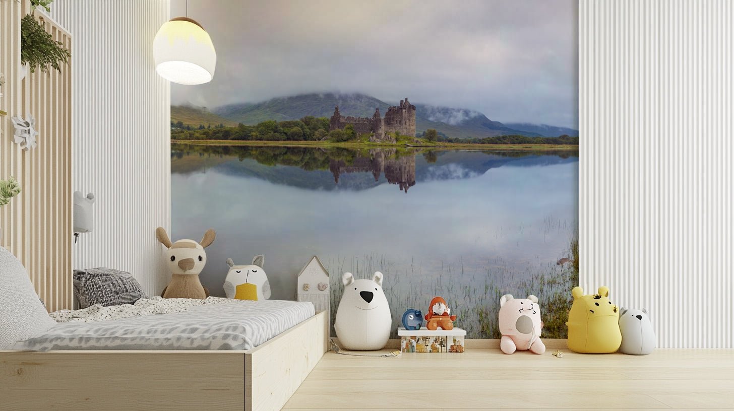 The composition is wide and panoramic.

