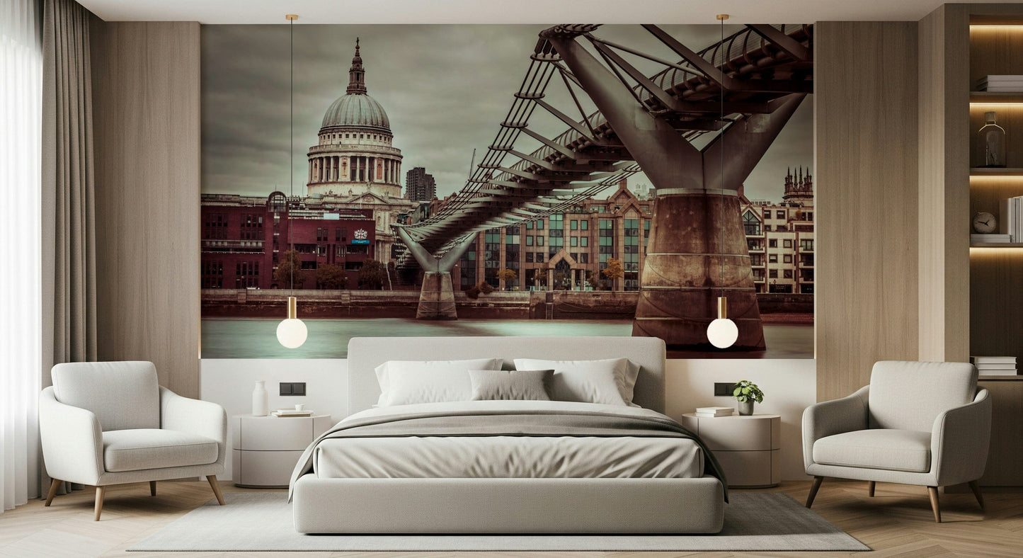 Powerful wallpaper for walls image showing iconic London river crossing.