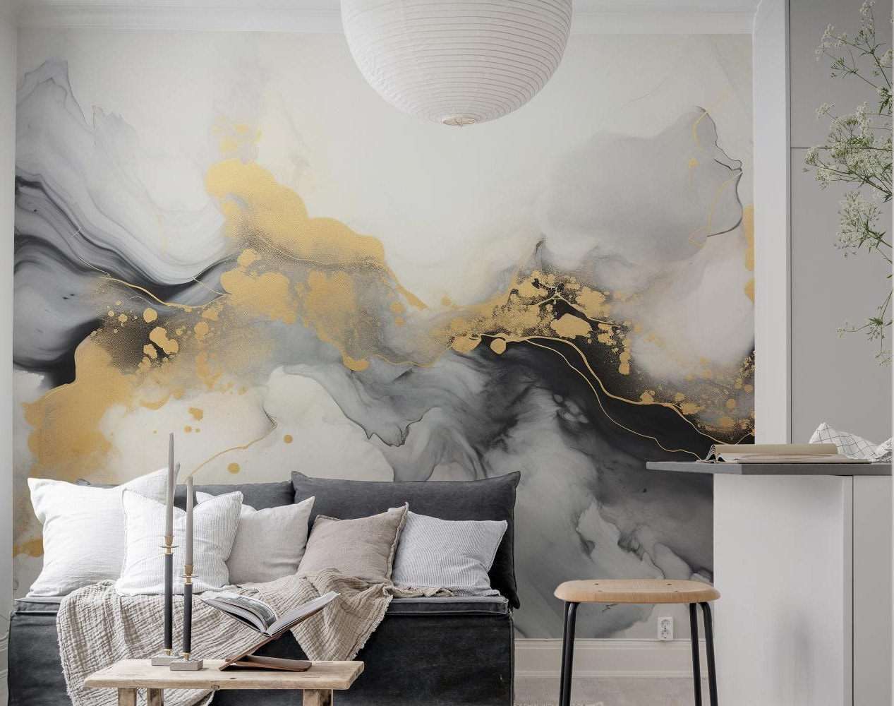 Luxurious Black and Gold Abstract Marble Wallpaper